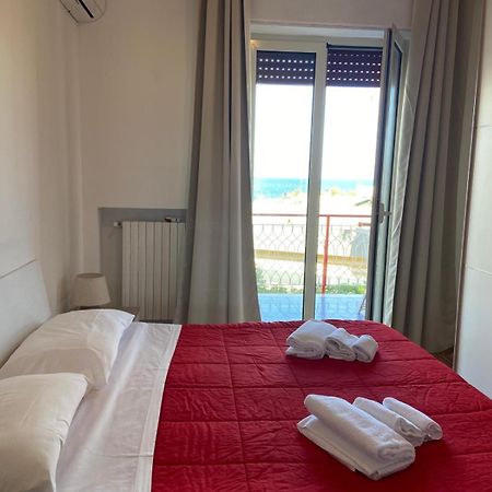 Finally Puglia バーリ エクステリア 写真